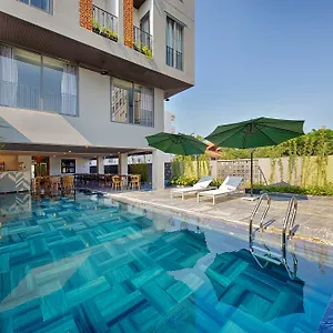 https://jolias-house.hotelsofhoian.com